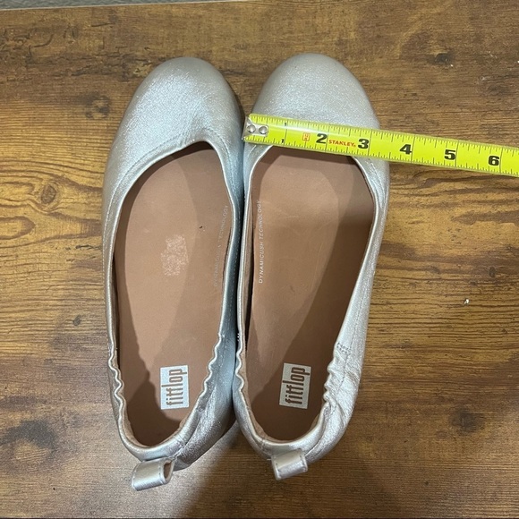 FitFlop Allegro Ballet Flat Shoes Women's Sz 7.5 Metallic Silver Leather Preppy - Picture 10 of 10